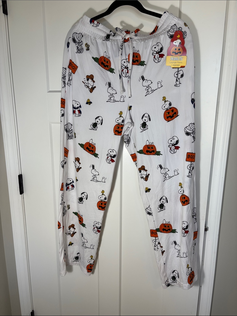Berkshire White Peanuts Snoopy Halloween Pajama Pants with Orange Pumpkins